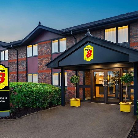 Super 8 By Wyndham Durham Hotel Buitenkant foto