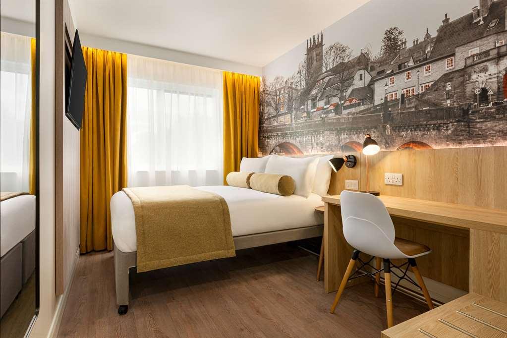 Super 8 By Wyndham Durham Hotel Kamer foto