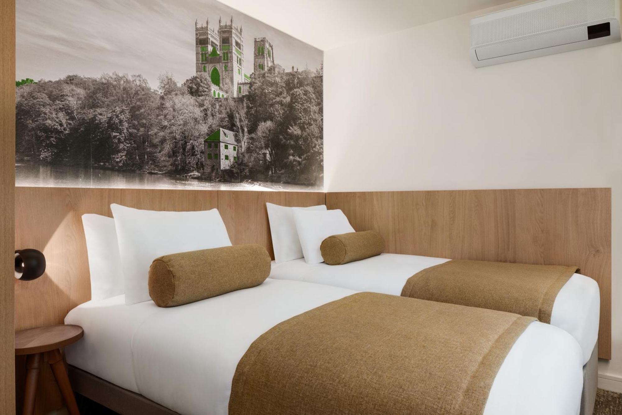 Super 8 By Wyndham Durham Hotel Buitenkant foto