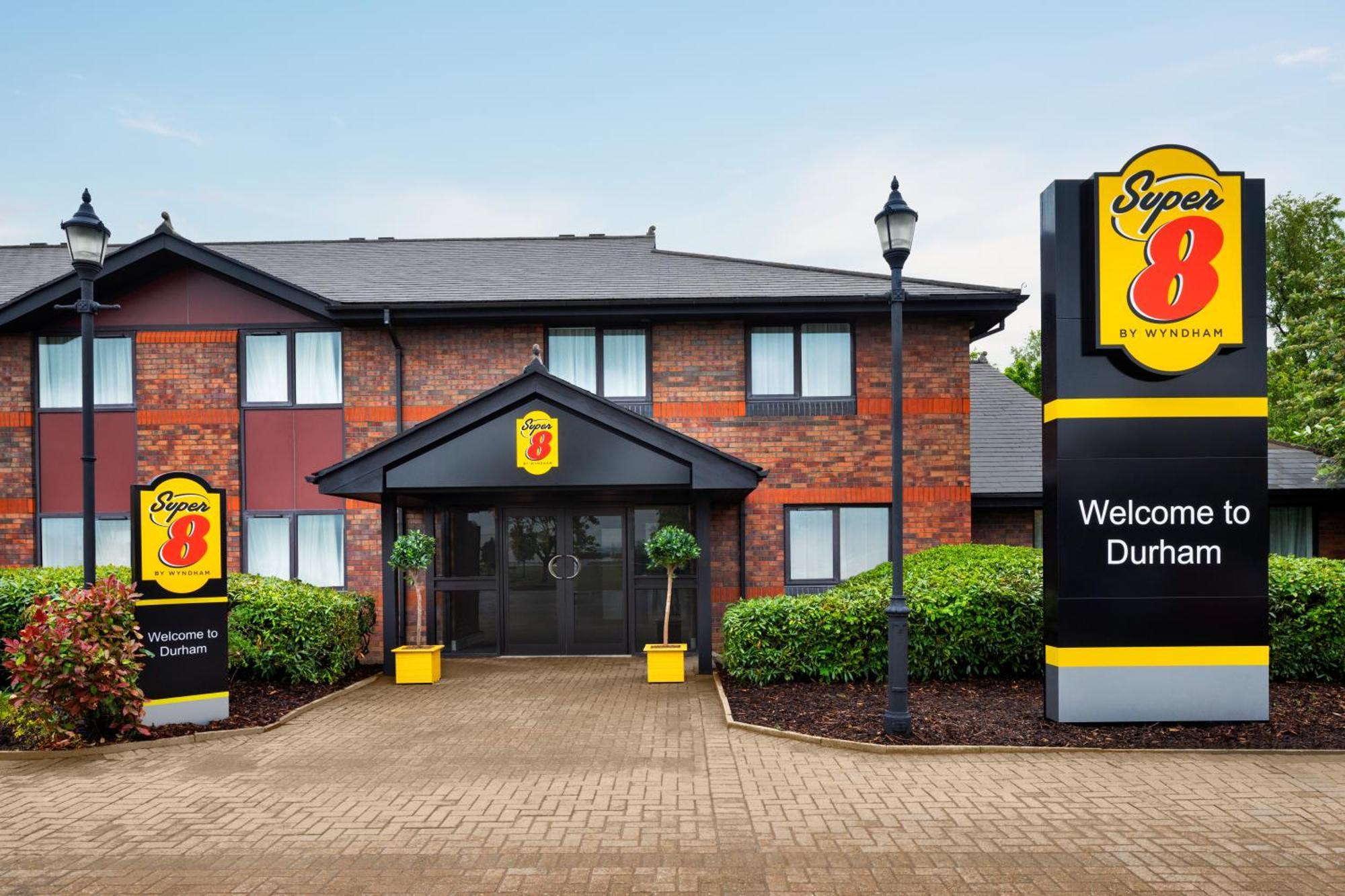 Super 8 By Wyndham Durham Hotel Buitenkant foto