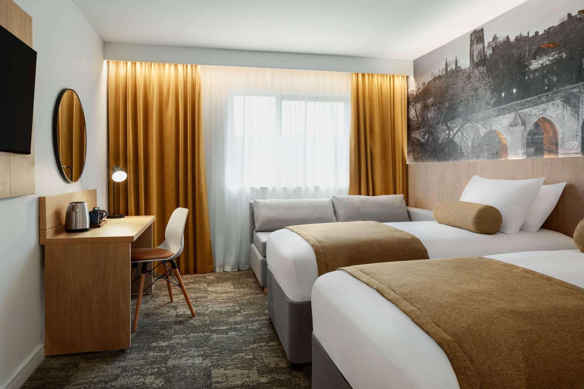 Super 8 By Wyndham Durham Hotel Buitenkant foto