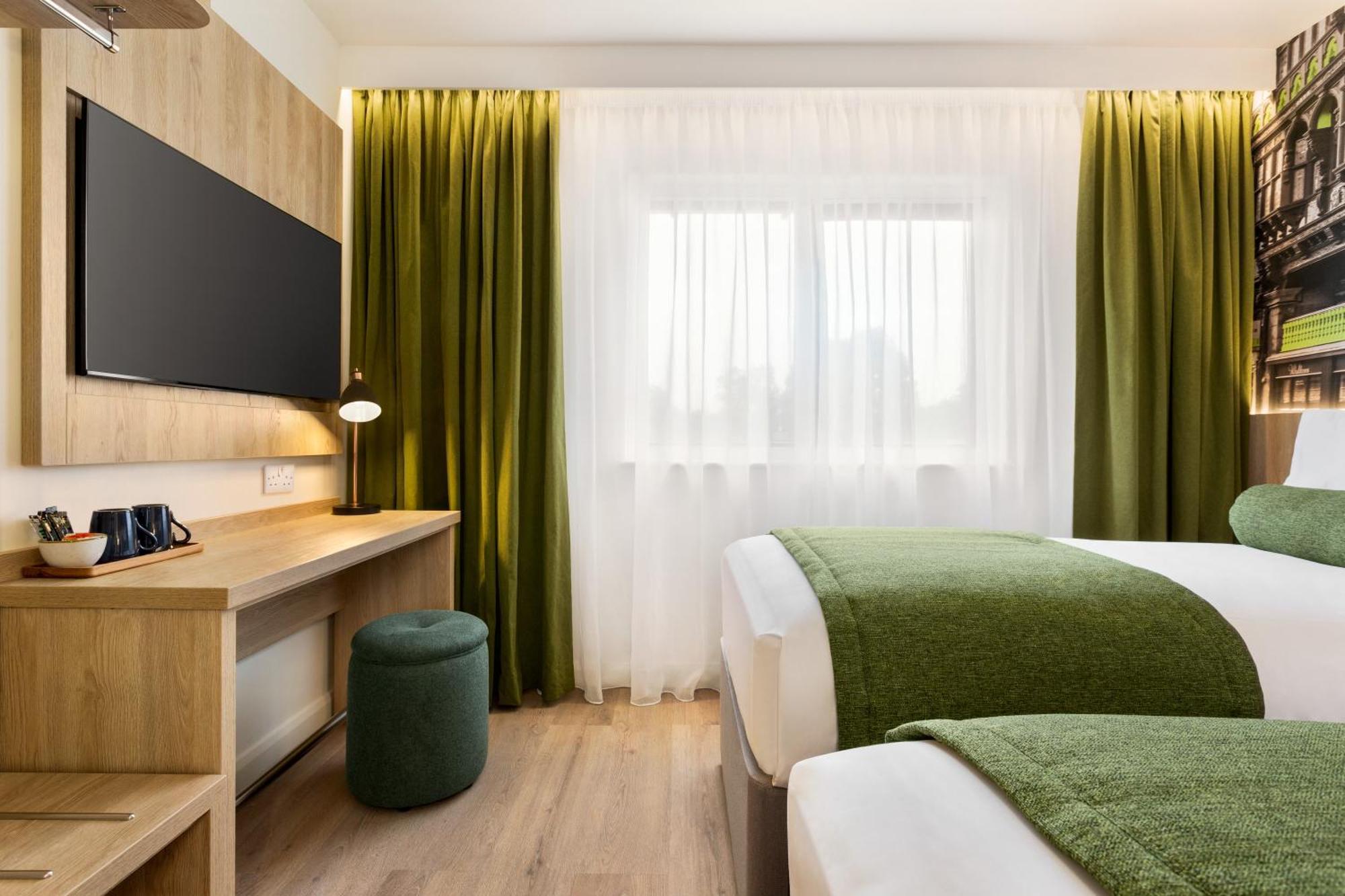 Super 8 By Wyndham Durham Hotel Buitenkant foto
